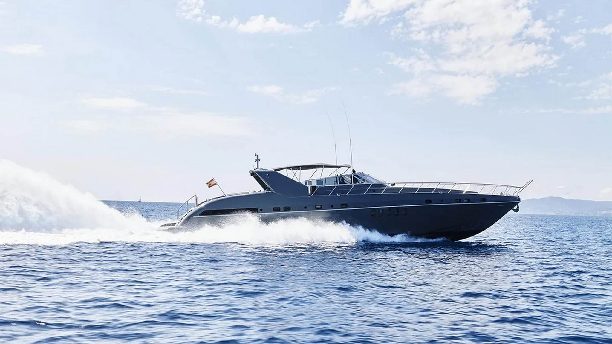 for-rent-yacht-mangusta-80-black-in-puerto-banus-marbella-0006