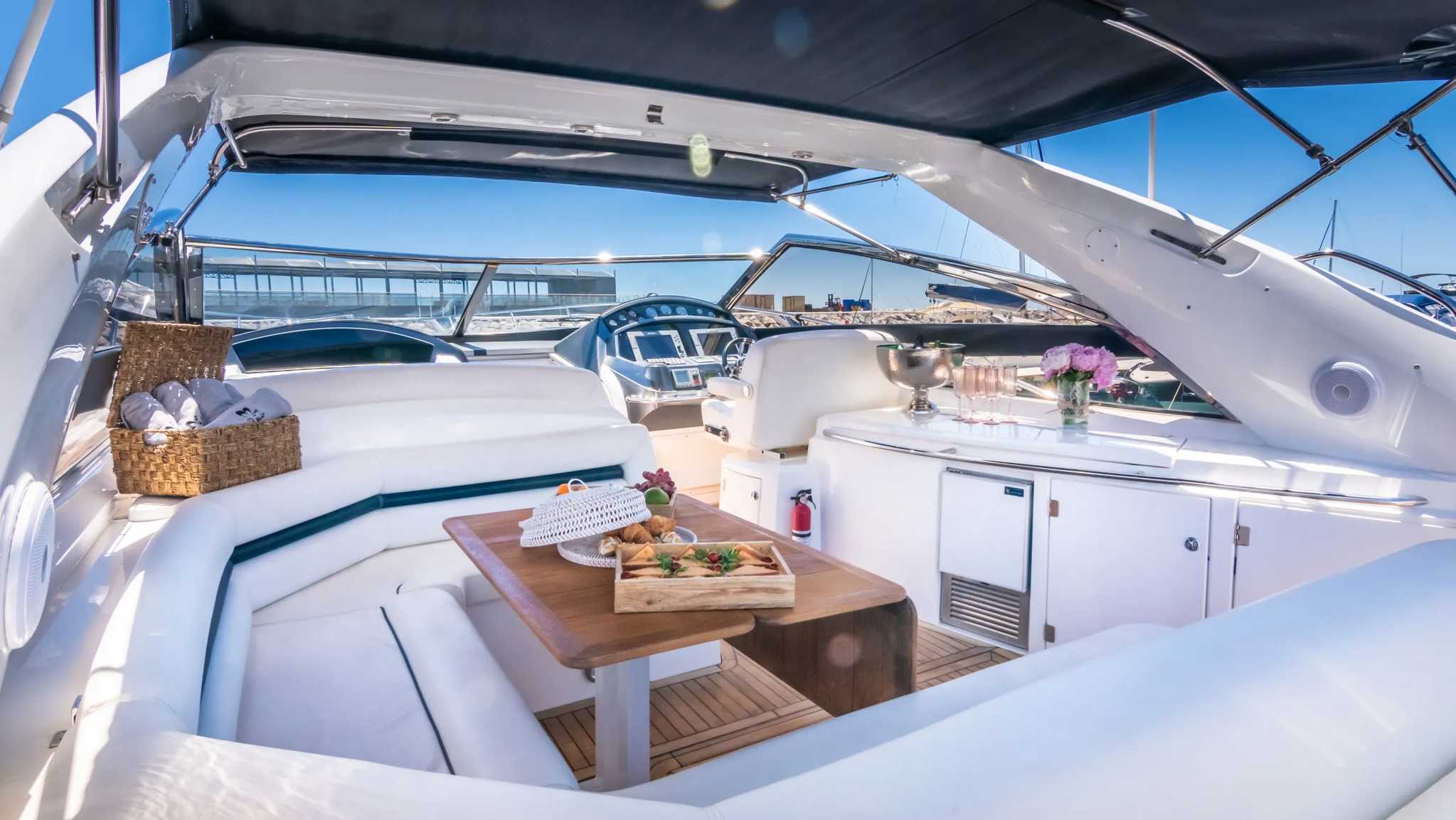 for-rent-yacht-predator-55-in-puerto-banus-marbella-0008