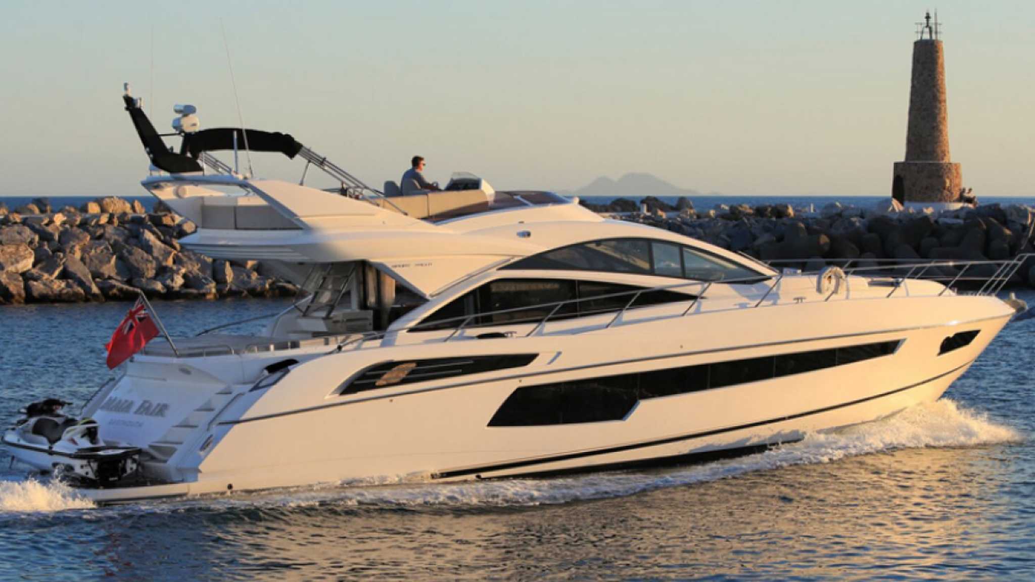 for-rent-yacht-sunseeker-68-in-puerto-banus-marbella-0003